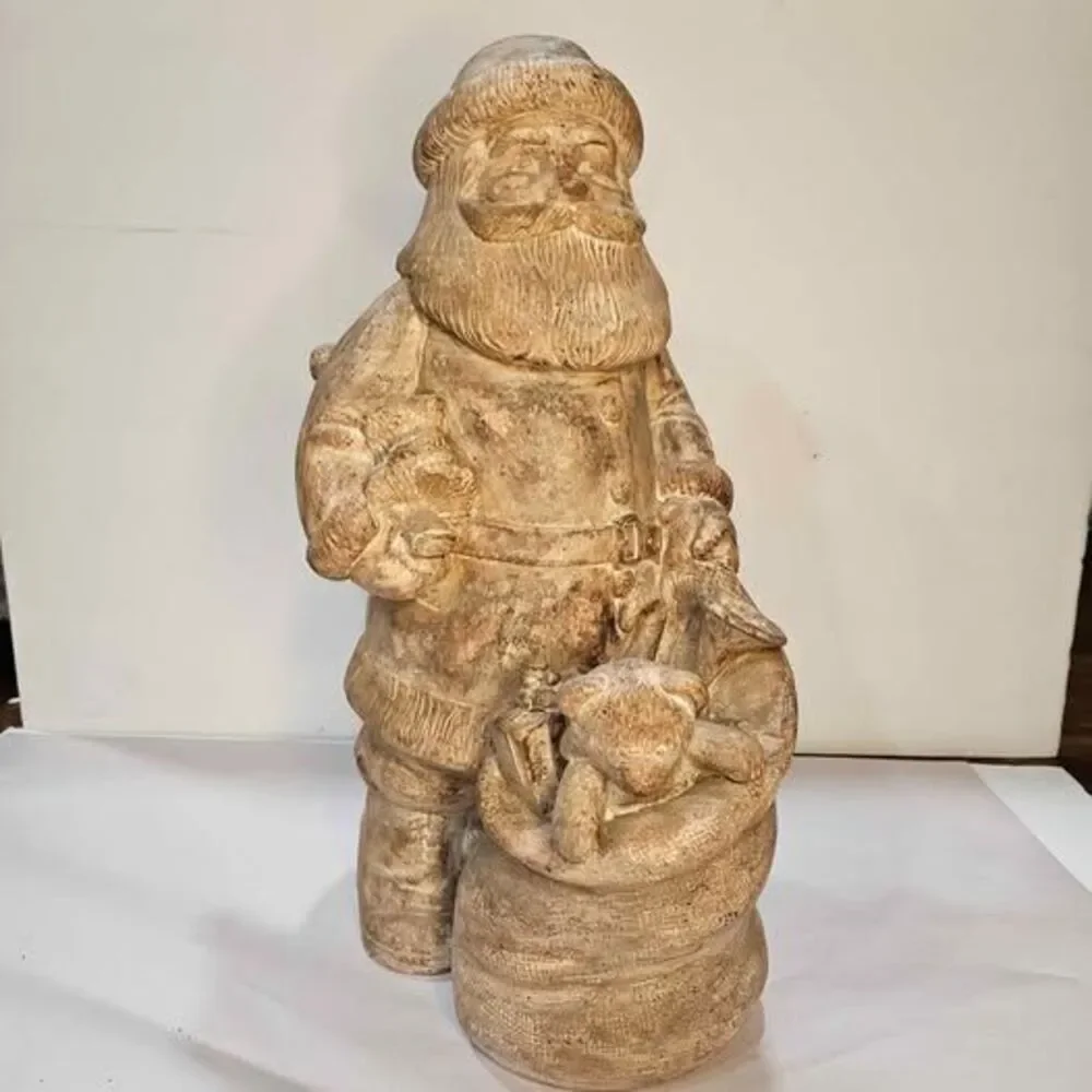 Rustic Santa Claus Statue